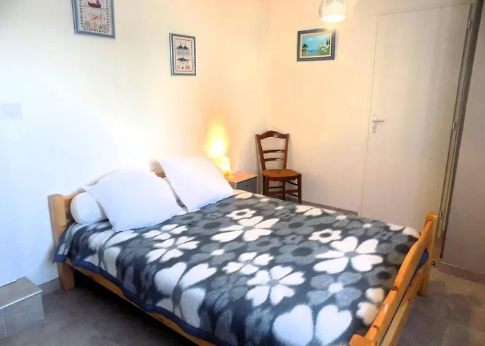 Sur Gironde - Maison Avec Grand Jardin Proche Centre *