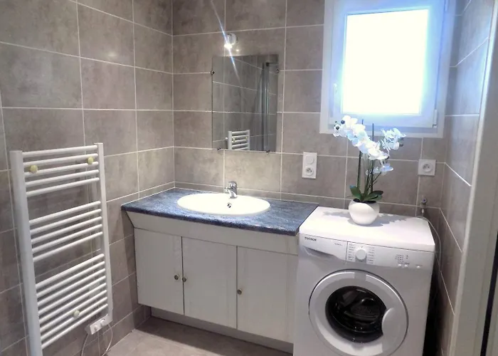 Sur Gironde - Maison Avec Grand Jardin Proche Centre *